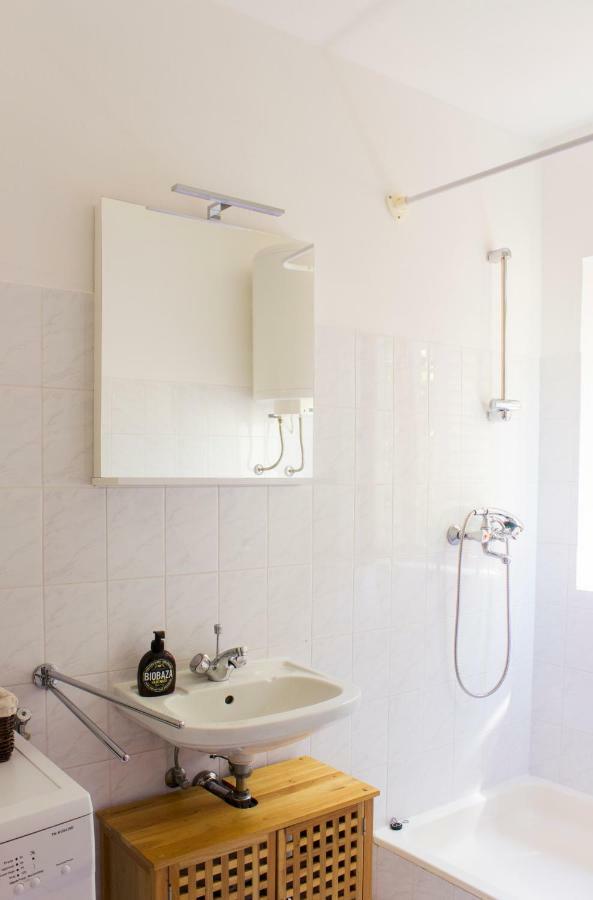Twin Oaks Apartment Sisan Ngoại thất bức ảnh